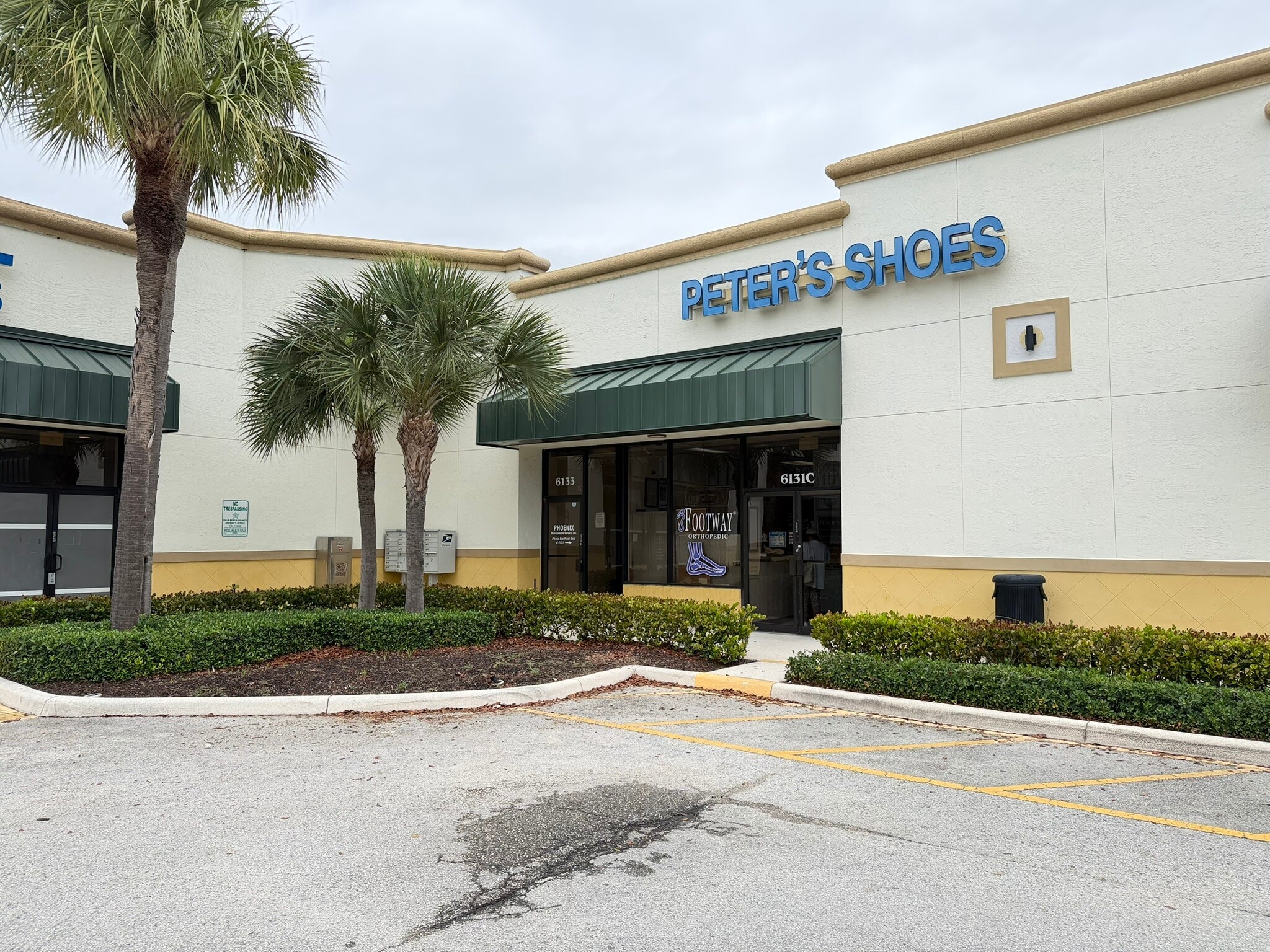 6125-6155 Lake Worth Rd, Lake Worth, FL à louer Photo intérieure- Image 1 de 1