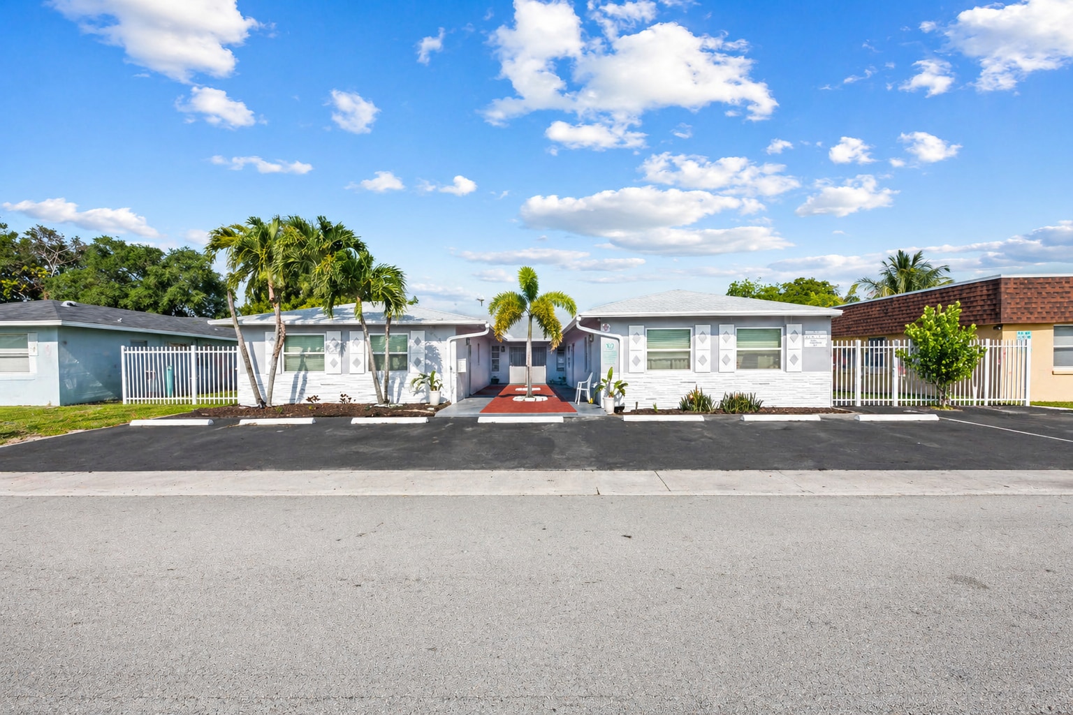 3910 NW 30th Ter, Lauderdale Lakes, FL for sale Building Photo- Image 1 of 21