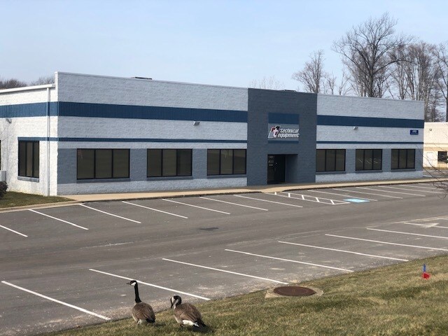 6900 Southpointe Pky, Brecksville, OH à vendre - Photo du bâtiment - Image 3 de 5