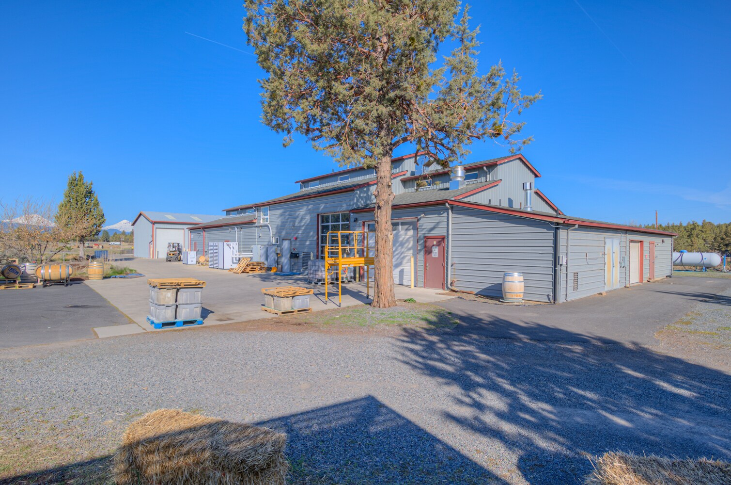 19330 Pinehurst Rd, Bend, OR à vendre Photo principale- Image 1 de 33