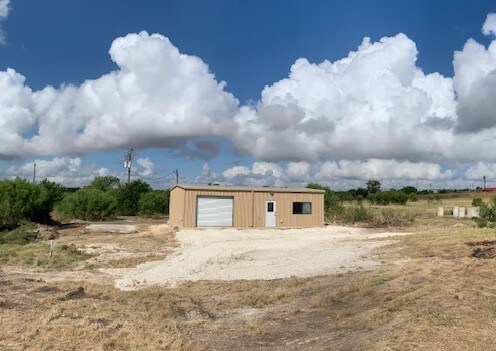 3520 W US Highway 90, Seguin, TX à vendre - Photo du bâtiment - Image 3 de 4