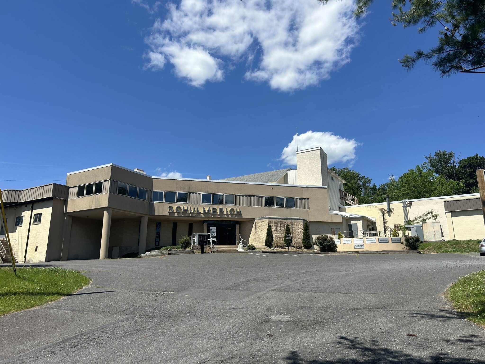 200 School Aly, Green Lane, PA for lease Building Photo- Image 1 of 7