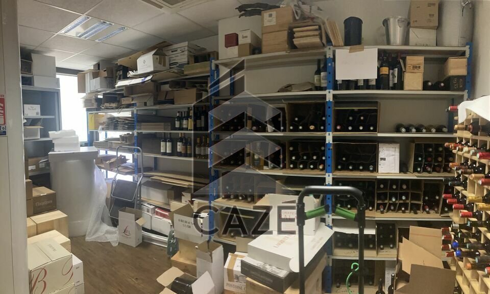 Office in Bruges for lease - Interior Photo - Image 2 of 6
