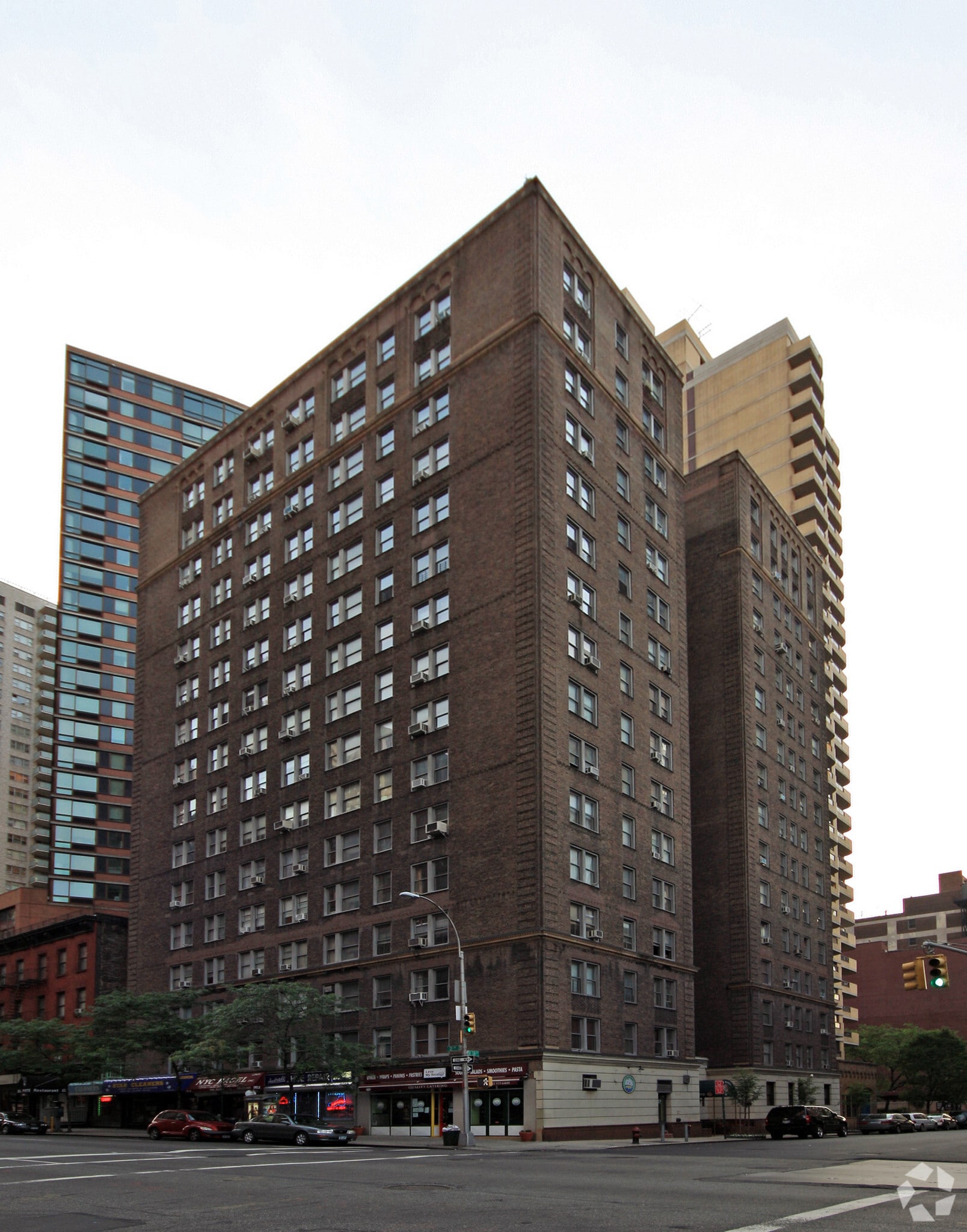 710-716 Second Ave, New York, NY for lease Building Photo- Image 1 of 3