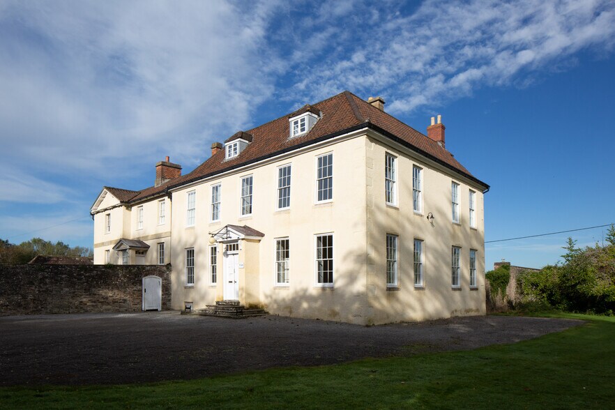 Charfield Rd, Tortworth à louer - Photo du bâtiment - Image 2 de 21