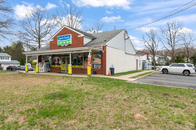 More details for 234 Old Stage Rd, East Brunswick, NJ - Retail for Sale