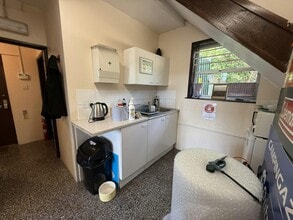 7-21 Romsey Rd, Lyndhurst à louer Photo intérieure- Image 1 de 7