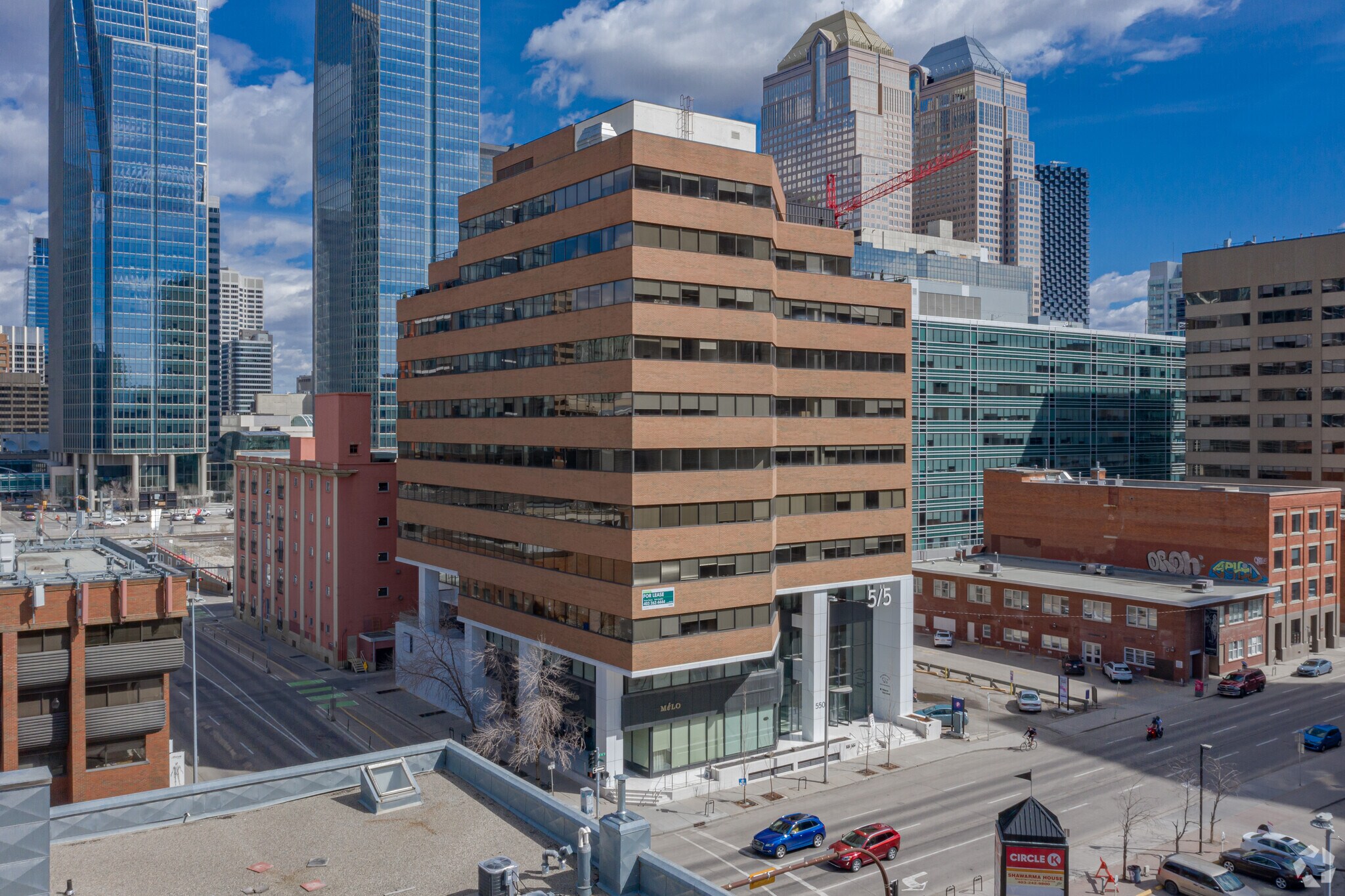 550 11th Ave SW, Calgary, AB à vendre Photo du bâtiment- Image 1 de 1