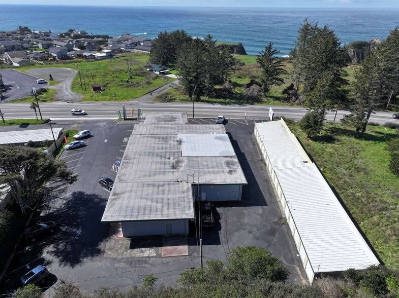 1240 Chetco Ave, Brookings, OR for sale - Building Photo - Image 3 of 28