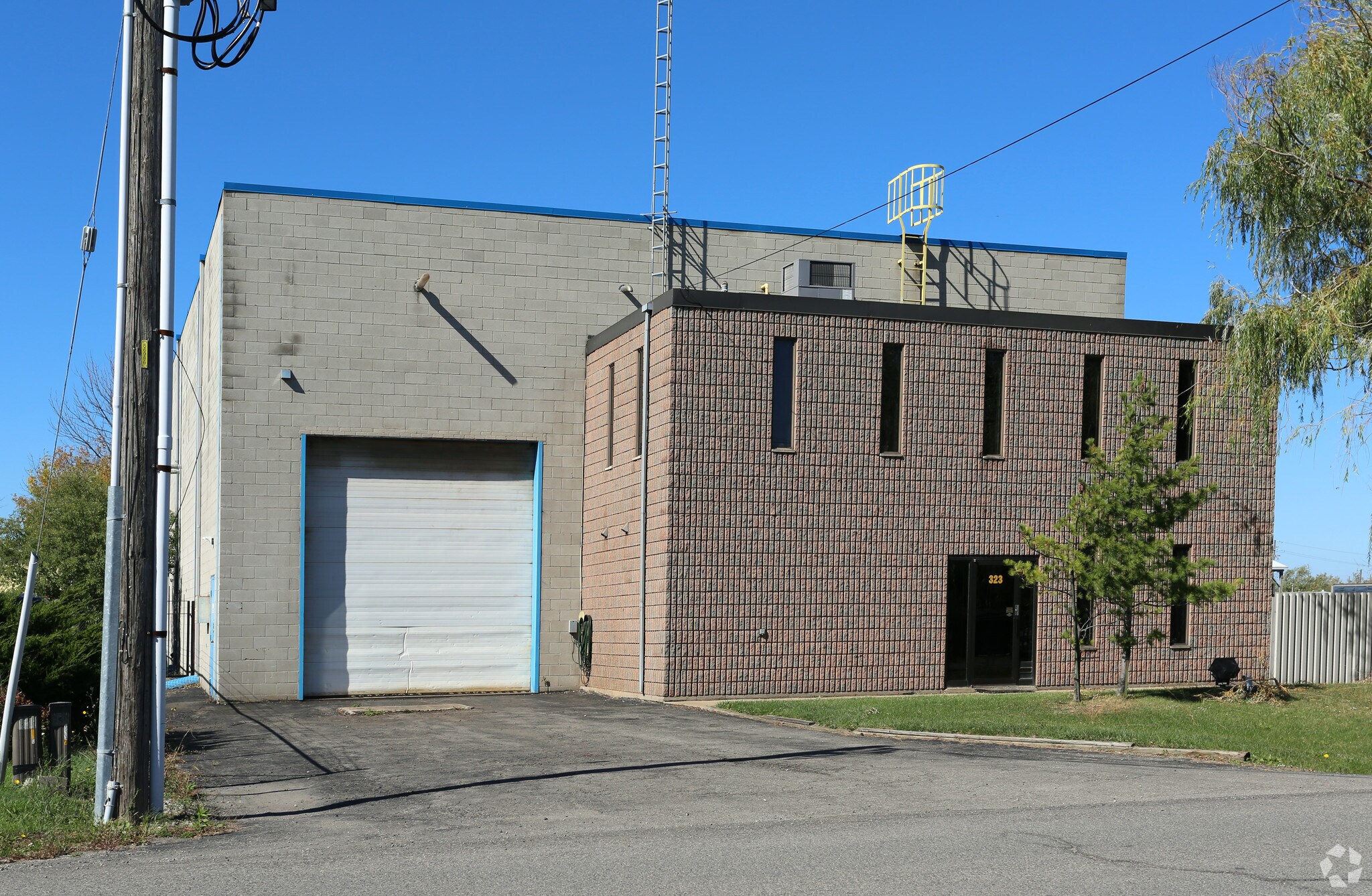 323 Jones Rd, Hamilton, ON à vendre Photo principale- Image 1 de 1