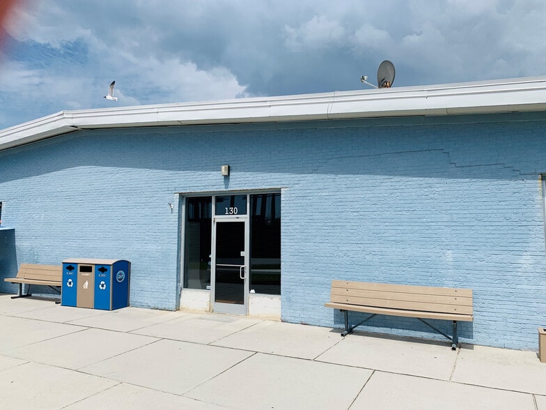 11 Boardwalk, Carolina Beach, NC for lease - Building Photo - Image 3 of 6