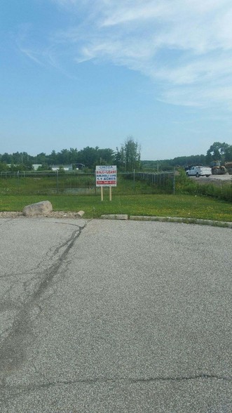 35840 Chester Rd, Avon, OH à vendre - Autre - Image 1 de 1