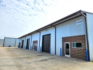 Plus de détails pour 13029 Harmon Rd, Fort Worth, TX - Local d'activités, Industriel à louer