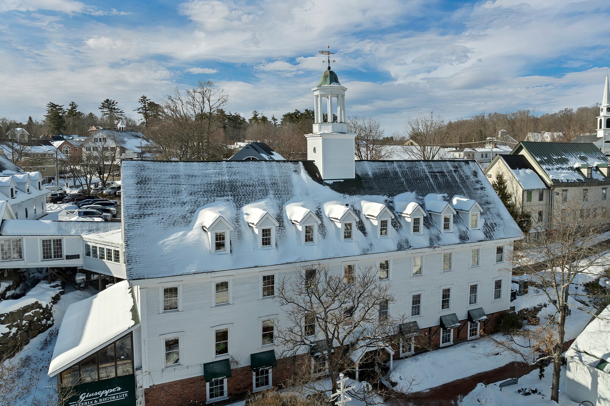 312 Daniel Webster Hwy, Meredith, NH à louer Photo principale- Image 1 de 25