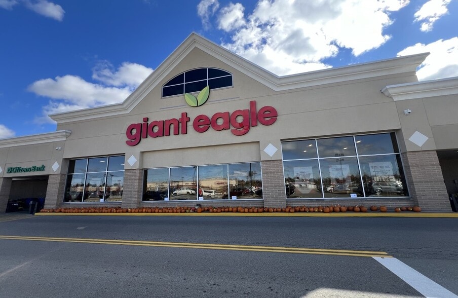 4041-4287 Buffalo Rd, Erie, PA for lease - Building Photo - Image 3 of 8