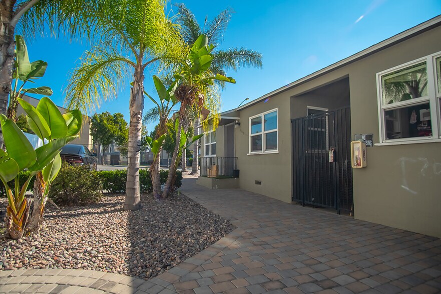 4154-4158 Estrella Ave, San Diego, CA à vendre - Photo du bâtiment - Image 3 de 22
