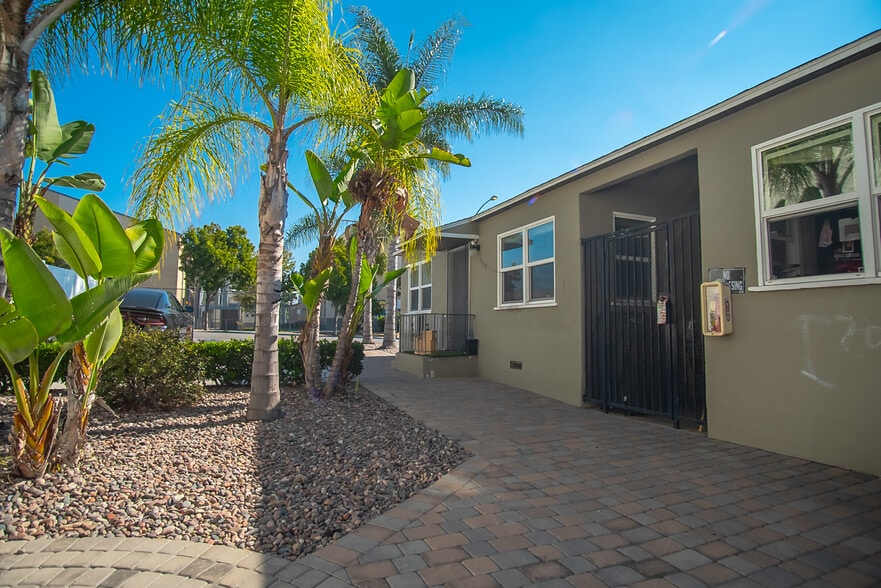 4154-4158 Estrella Ave, San Diego, CA à vendre - Photo du bâtiment - Image 3 de 15