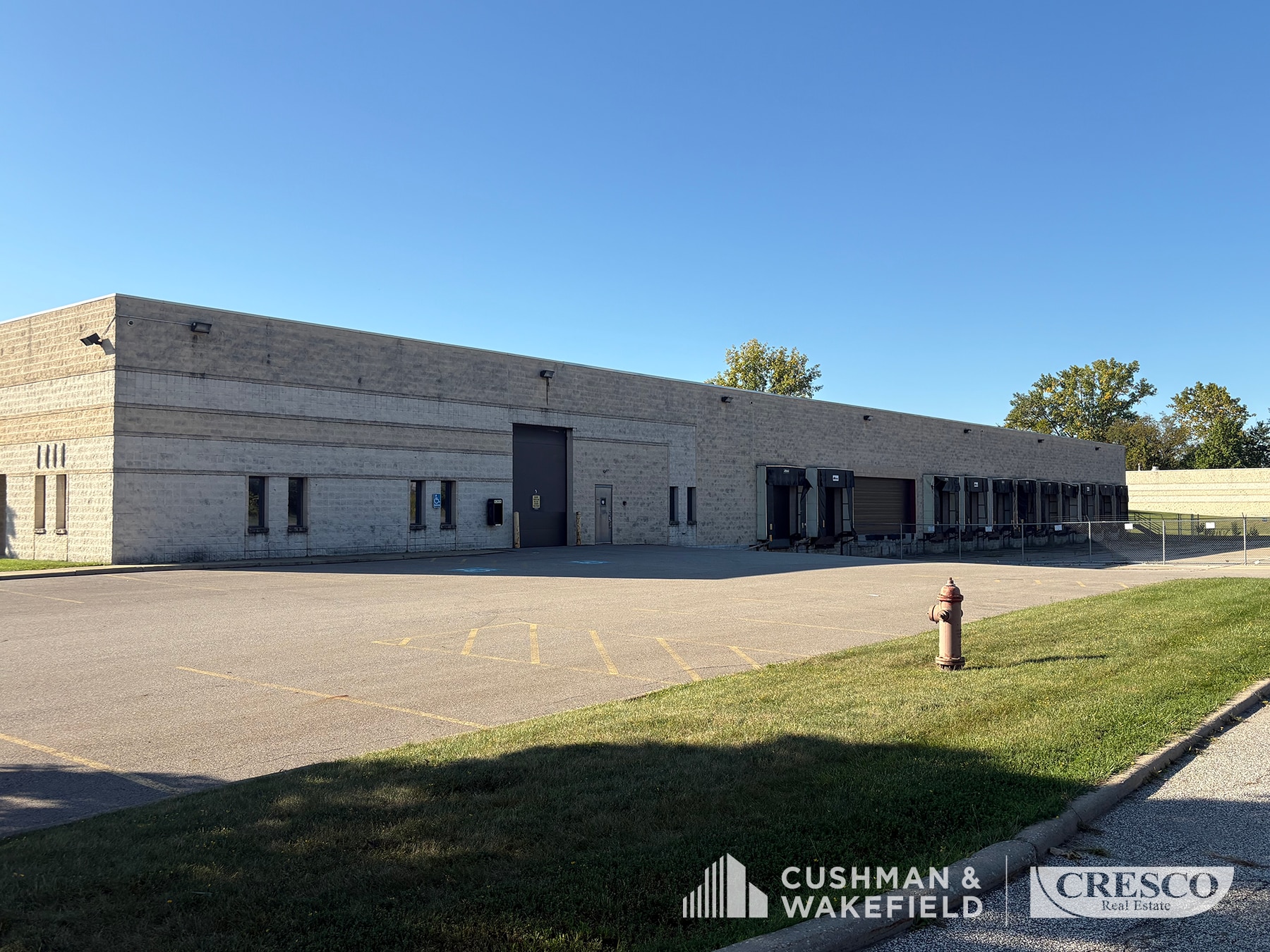 20200 First Ave, Cleveland, OH for lease Building Photo- Image 1 of 10