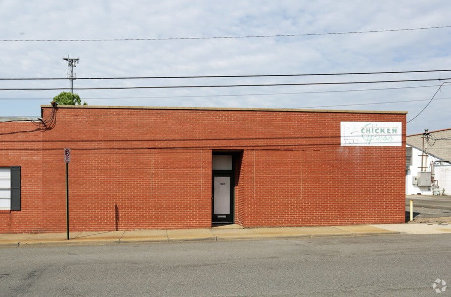 1504 Brook Rd, Richmond, VA à vendre - Photo du bâtiment - Image 1 de 3