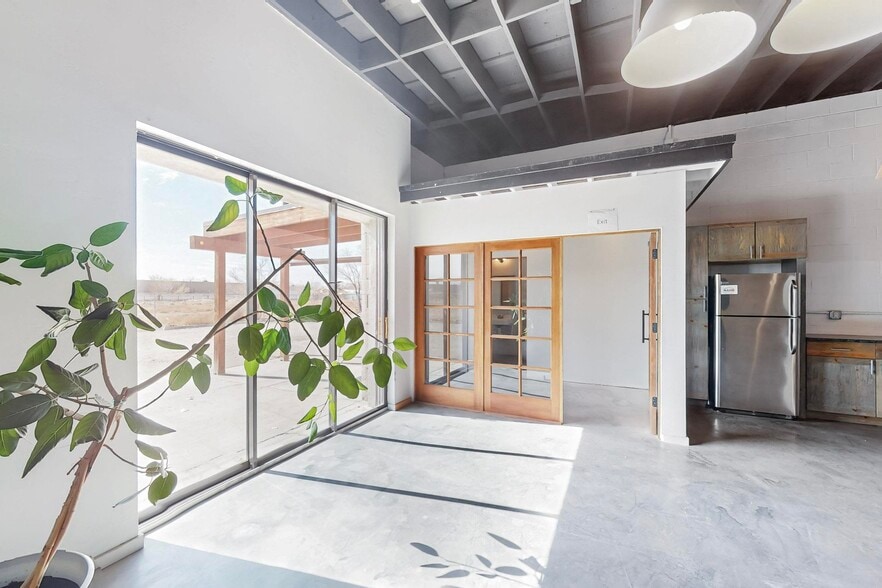 314 El Pueblo Rd NW, Albuquerque, NM for lease - Primary Photo - Image 1 of 55