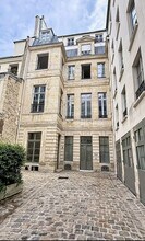 Rue Du Mail, Paris for lease Building Photo- Image 1 of 5