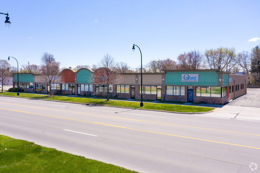 28885 Plymouth Rd, Livonia, MI for lease - Building Photo - Image 1 of 9