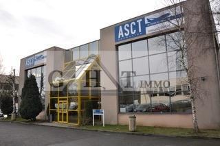 Office in Villepinte for sale Building Photo- Image 1 of 5