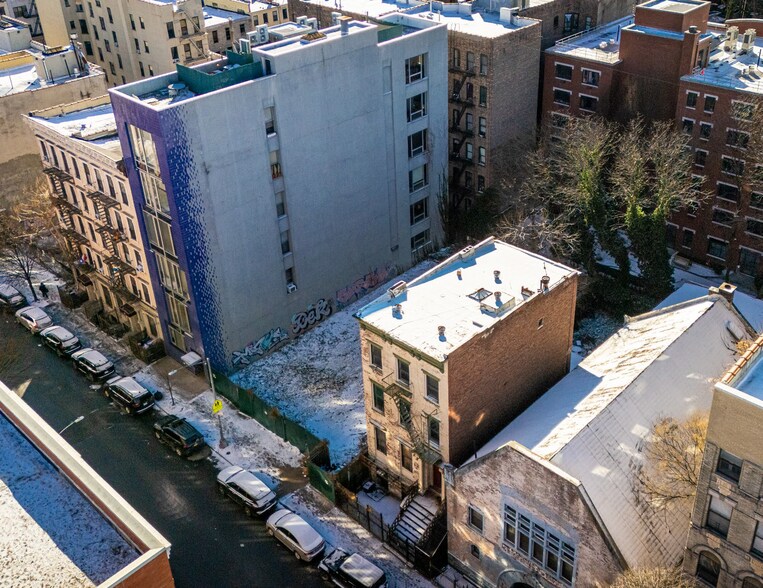 224 E 118th St, New York, NY à vendre - Photo du bâtiment - Image 2 de 3