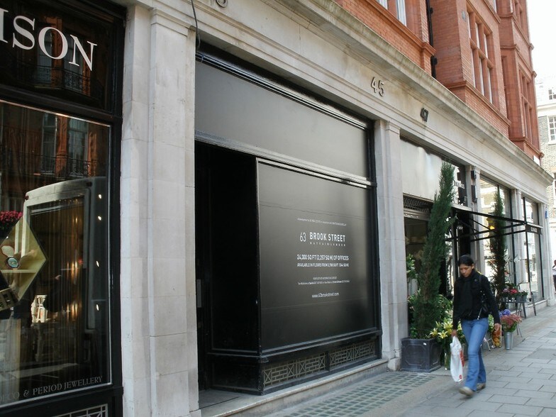 43-63 Brook St, Londres à louer - Photo du bâtiment - Image 3 de 3