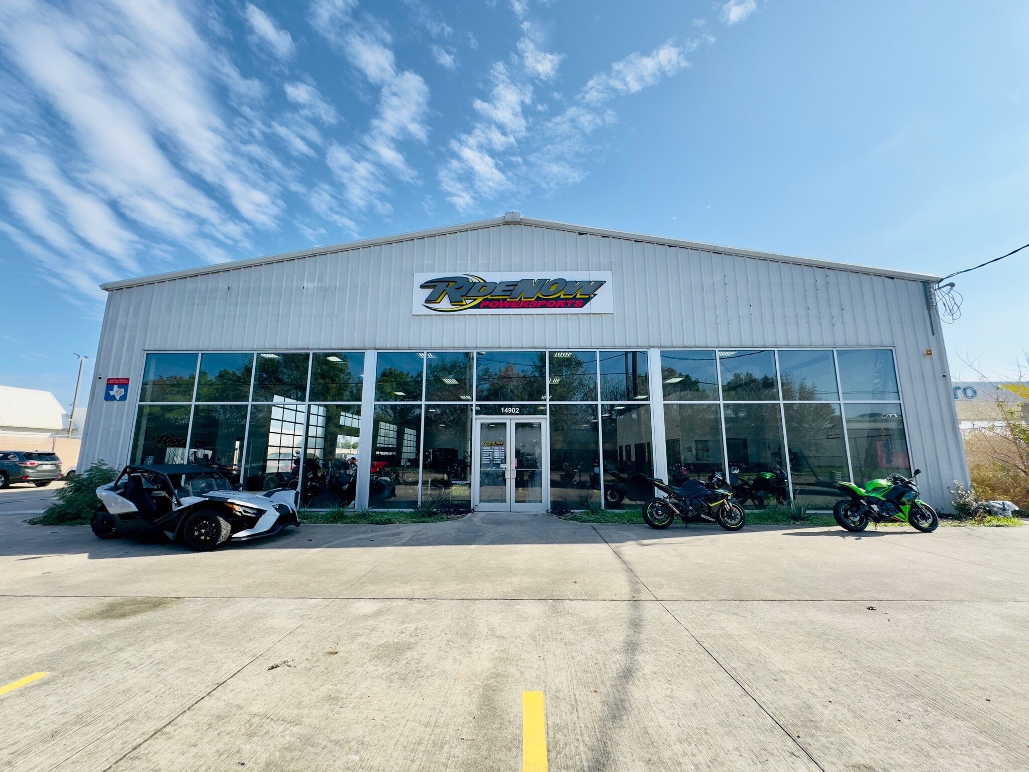 14902 N Fwy Service Rd, Houston, TX for sale Building Photo- Image 1 of 53