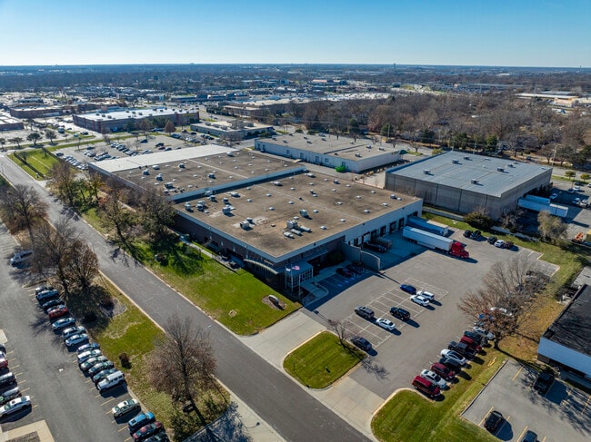 More details for 9200-9220 Cody St, Overland Park, KS - Industrial for Lease