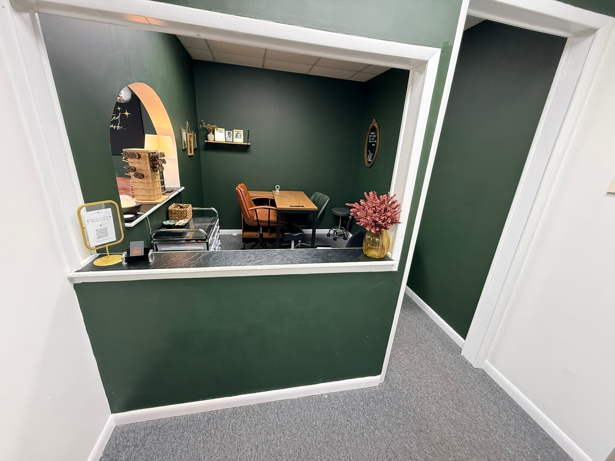 3880-3888 Dayton-Xenia Rd, Dayton, OH for lease Interior Photo- Image 1 of 4