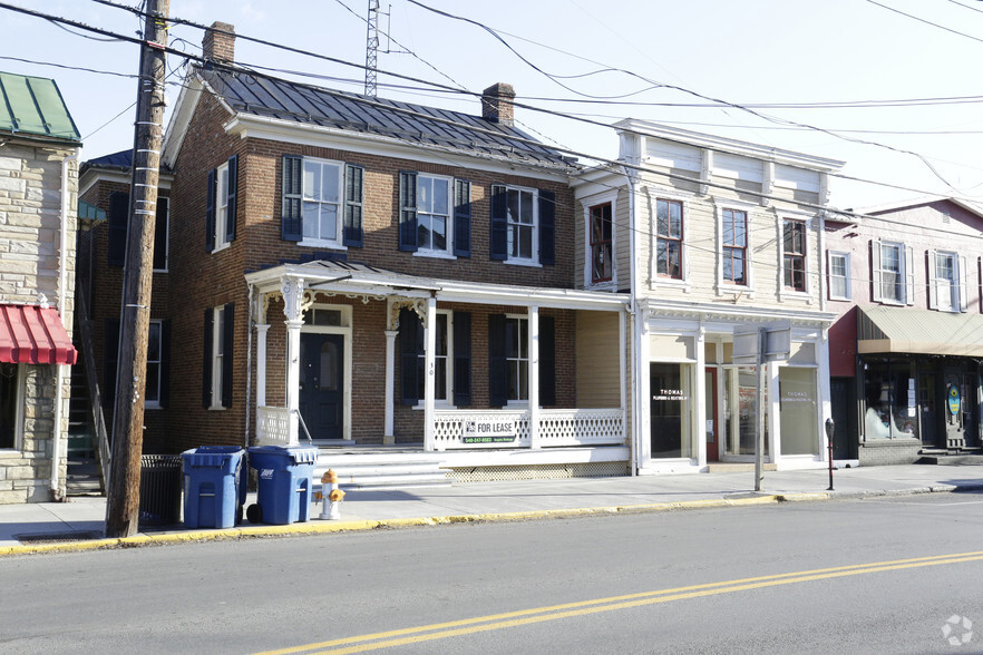 30 W Main St, Berryville, VA à vendre - Photo principale - Image 1 de 6