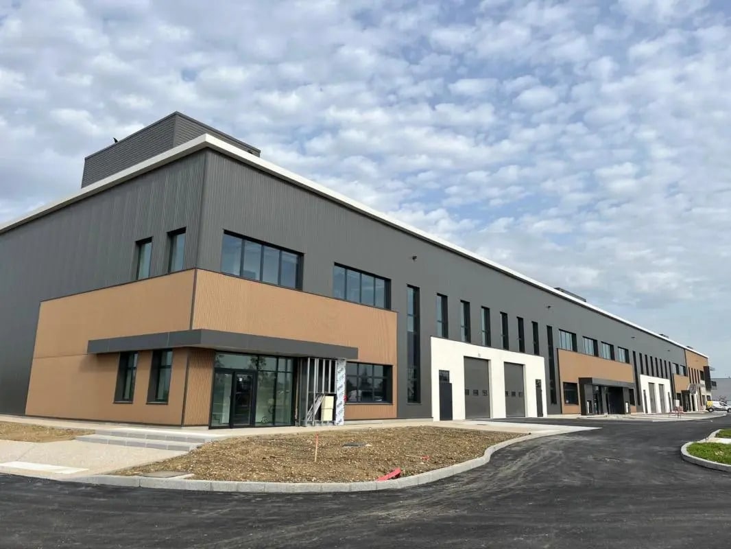 Office in Saint-Priest for lease Building Photo- Image 1 of 93