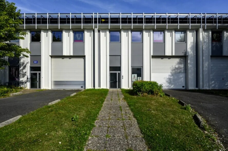 Flex in Villebon-sur-Yvette for lease - Building Photo - Image 2 of 30