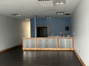 12085 SW Hall Blvd, Portland, OR for lease Interior Photo- Image 2 of 3