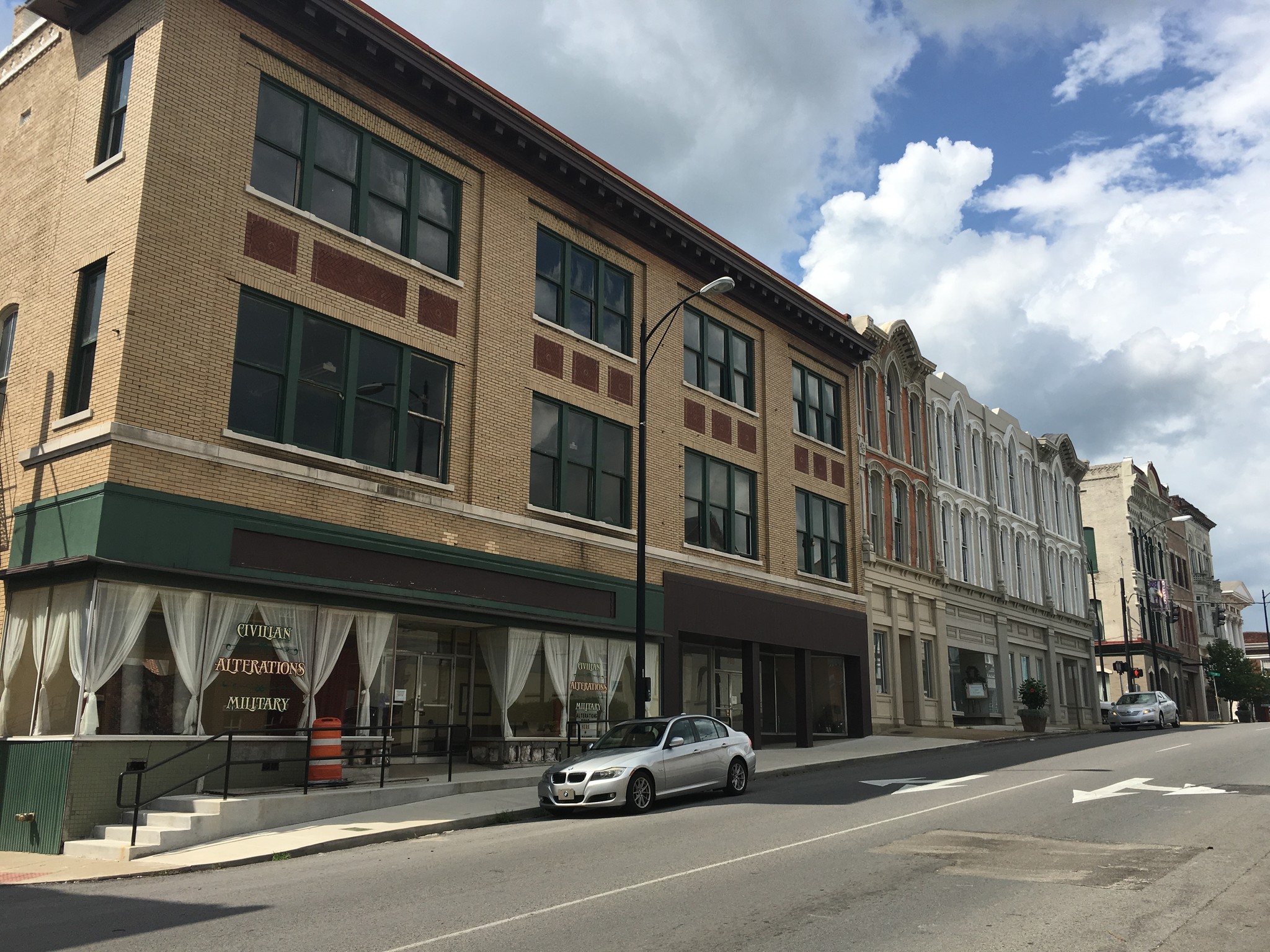 709 S Main St, Hopkinsville, KY for sale Building Photo- Image 1 of 1