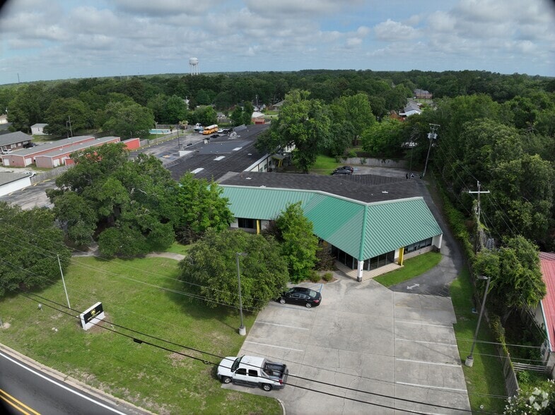 522 E Railroad St, Long Beach, MS for sale - Matterport Community - Image 3 of 20