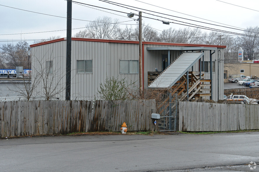 3715 N Natchez Ct, Nashville, TN à louer - Photo principale - Image 1 de 5