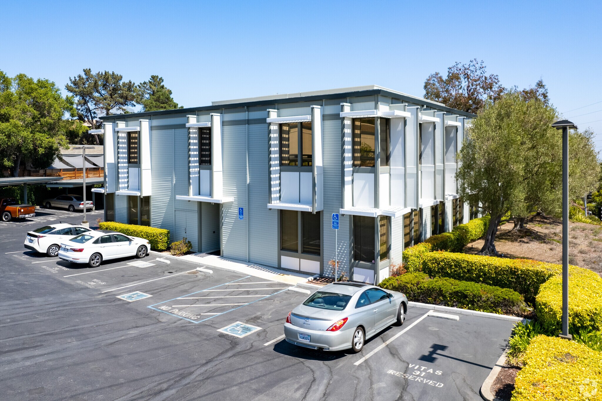 3190 Clearview Way, San Mateo, CA à louer Photo principale- Image 1 de 8