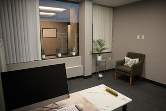 7101 York Ave S, Edina, MN à louer Photo intérieure- Image 2 de 6