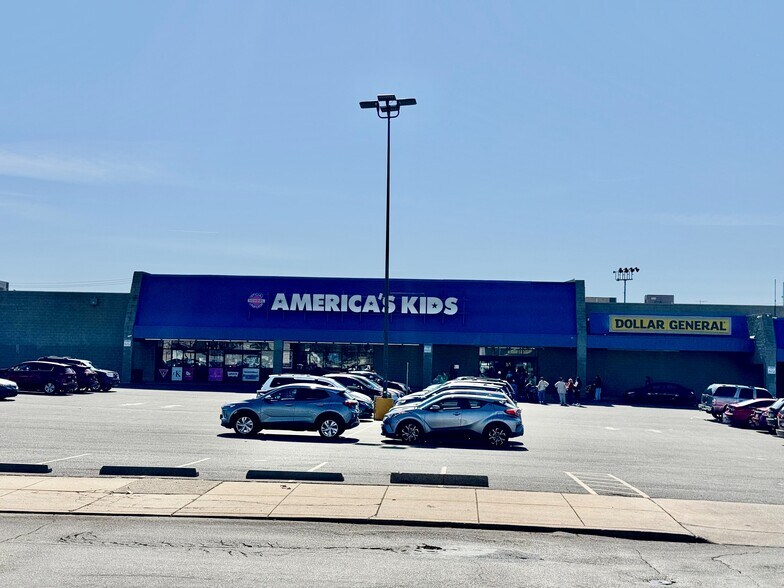 2401 E Tioga St, Philadelphia, PA à louer - Photo du bâtiment - Image 1 de 5