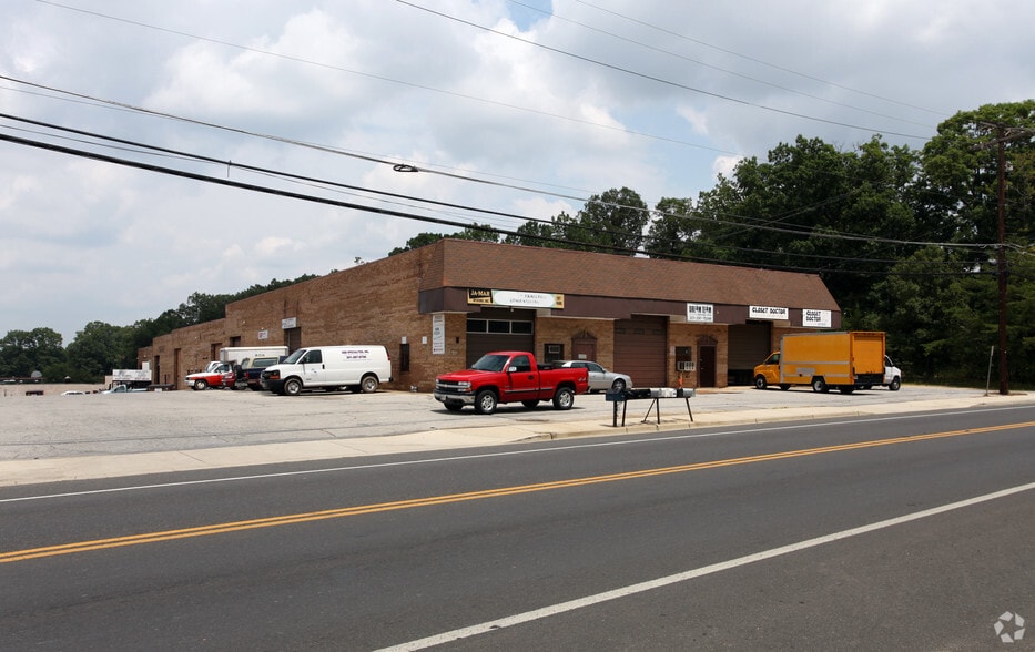 5808-5812 Kirby Rd, Clinton, MD for lease - Building Photo - Image 3 of 12