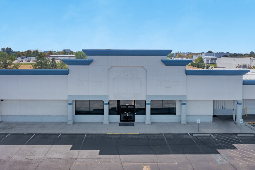2957 E Fairview Ave, Meridian, ID à vendre - Photo du bâtiment - Image 2 de 14