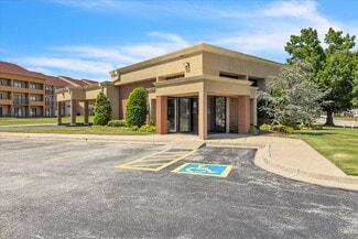 More details for 809 Cornell Pky, Oklahoma City, OK - Retail for Sale