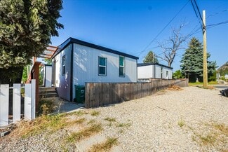 Plus de détails pour 1406 Fourth Av, Trail, BC - Multi-résidentiel à vendre