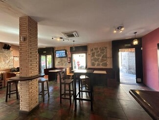 Plus de détails pour Commerce de détail à vendre