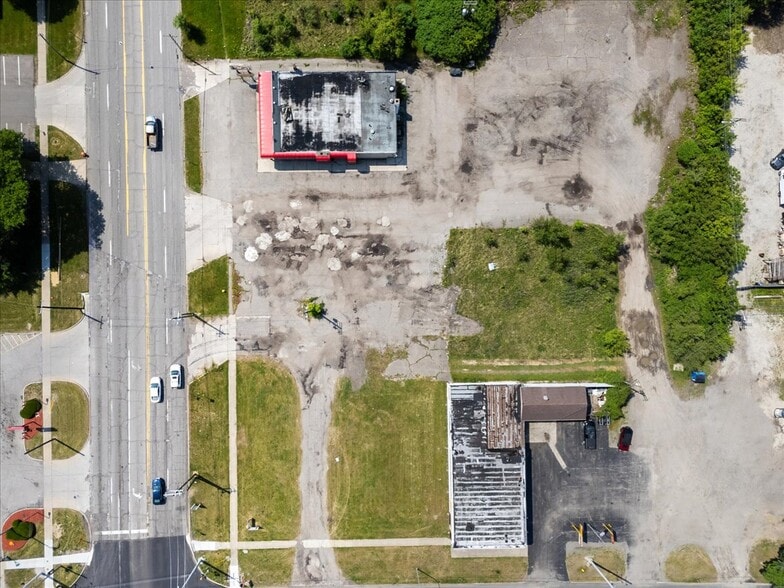 8701 Inkster Rd, Westland, MI for sale - Building Photo - Image 1 of 9