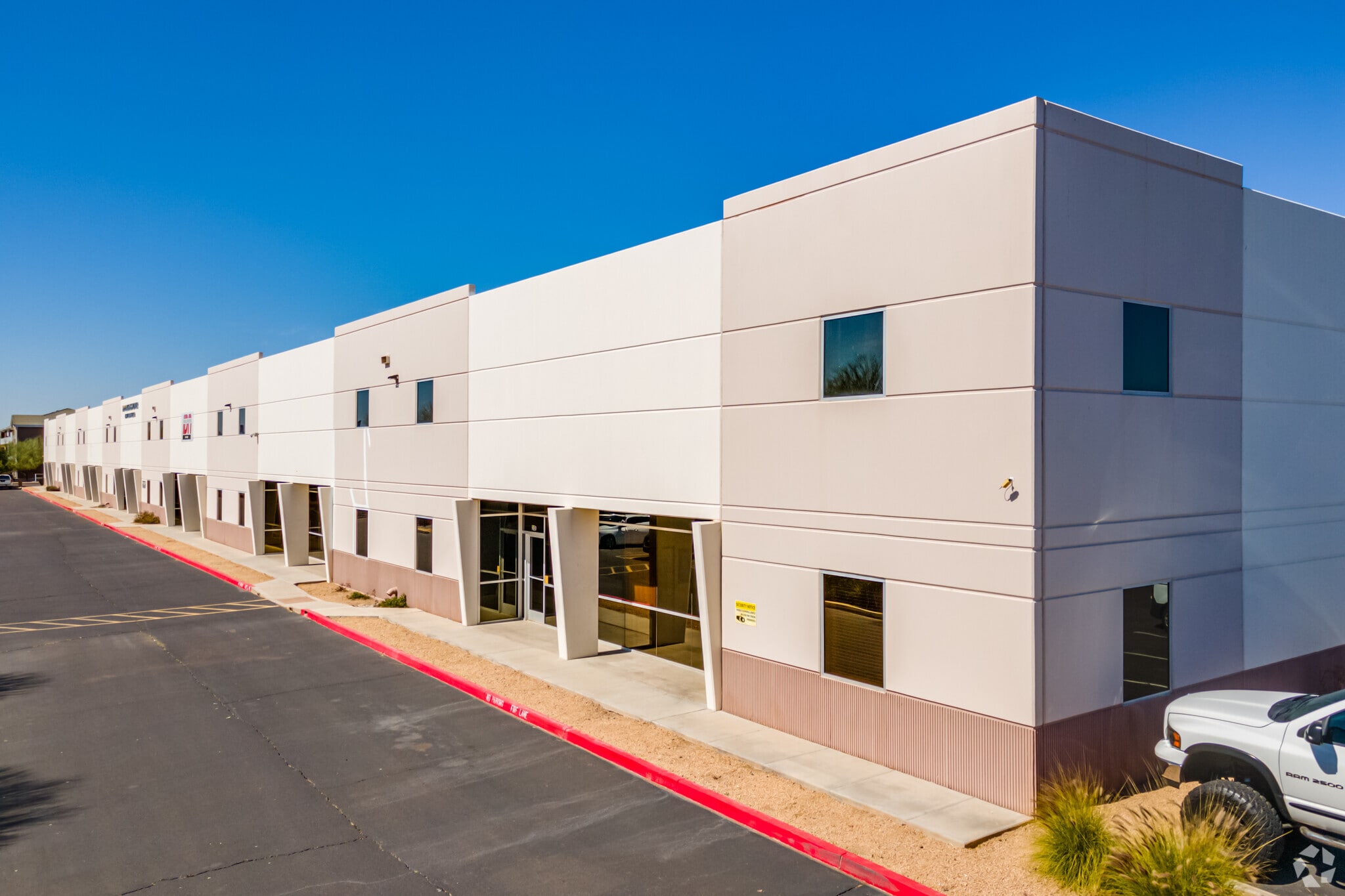 4845 W McDowell Rd, Phoenix, AZ for lease Building Photo- Image 1 of 10