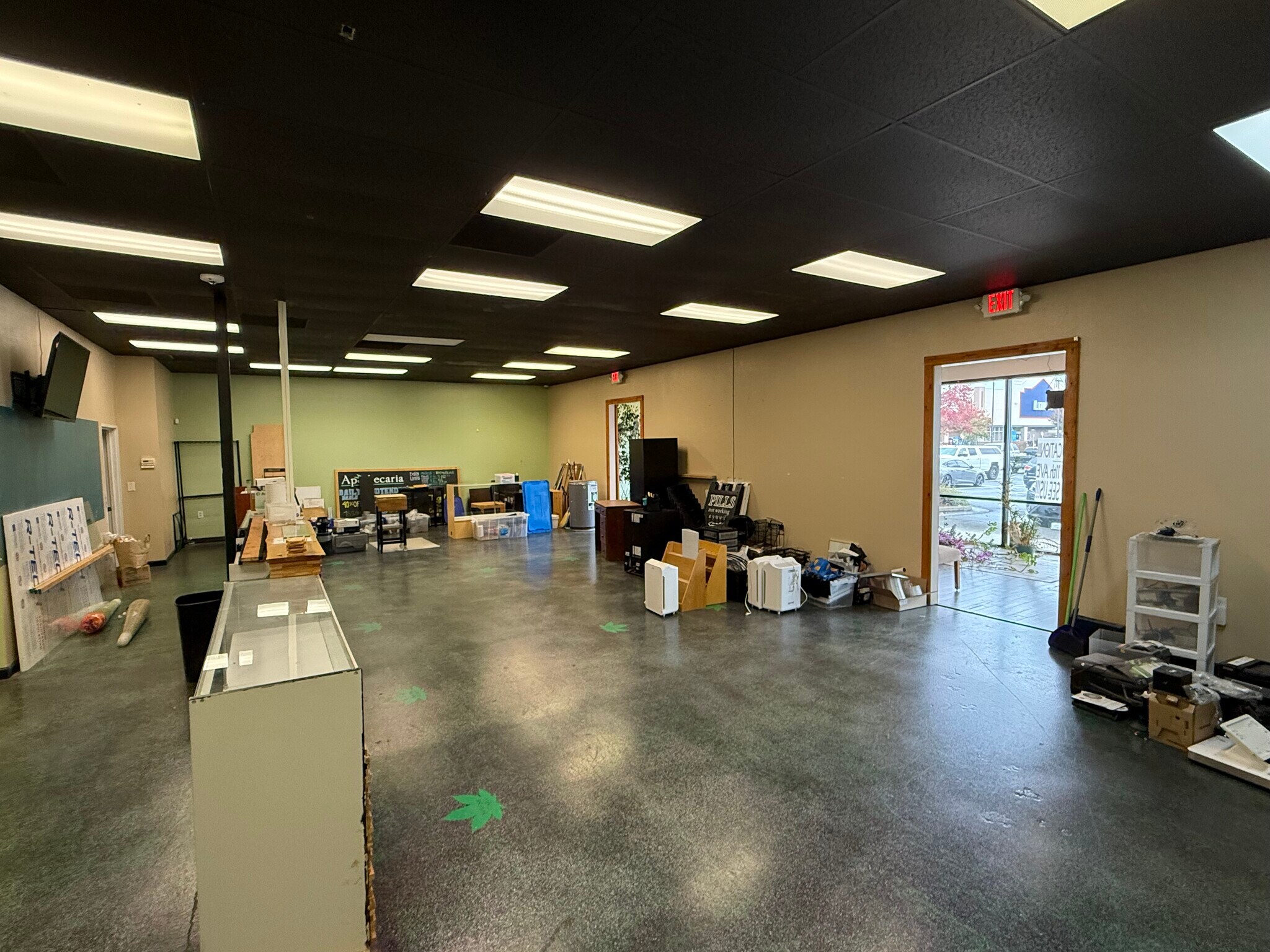 1005-1040 Bailey Hill Rd, Eugene, OR for lease Interior Photo- Image 1 of 2